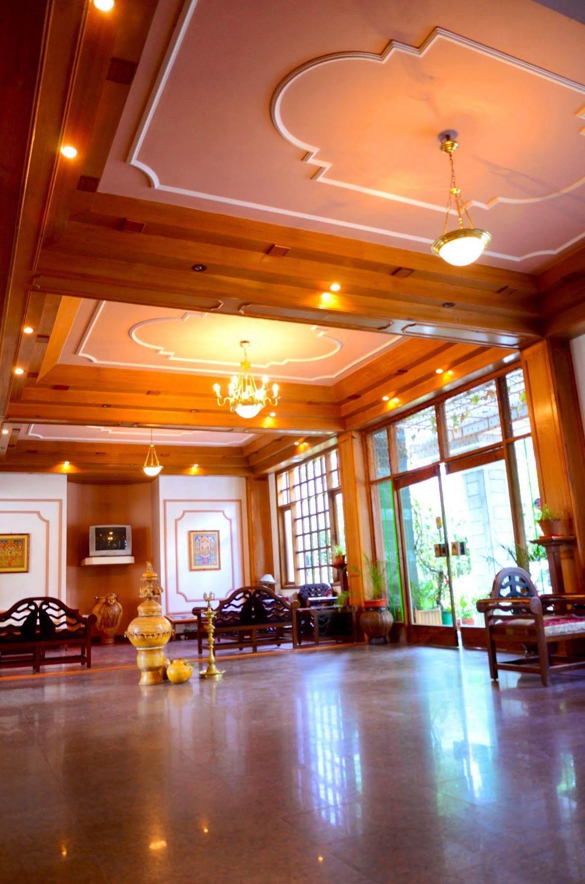 Hotel Manali Heights Экстерьер фото