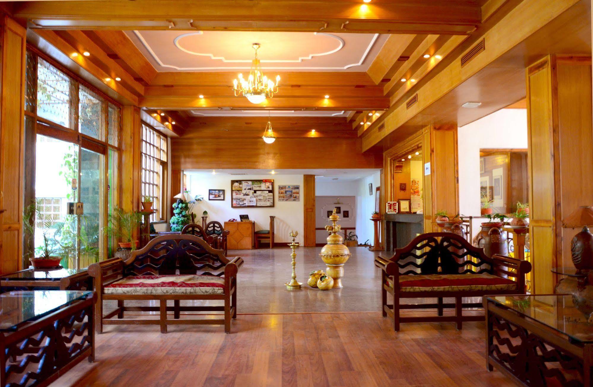 Hotel Manali Heights Экстерьер фото